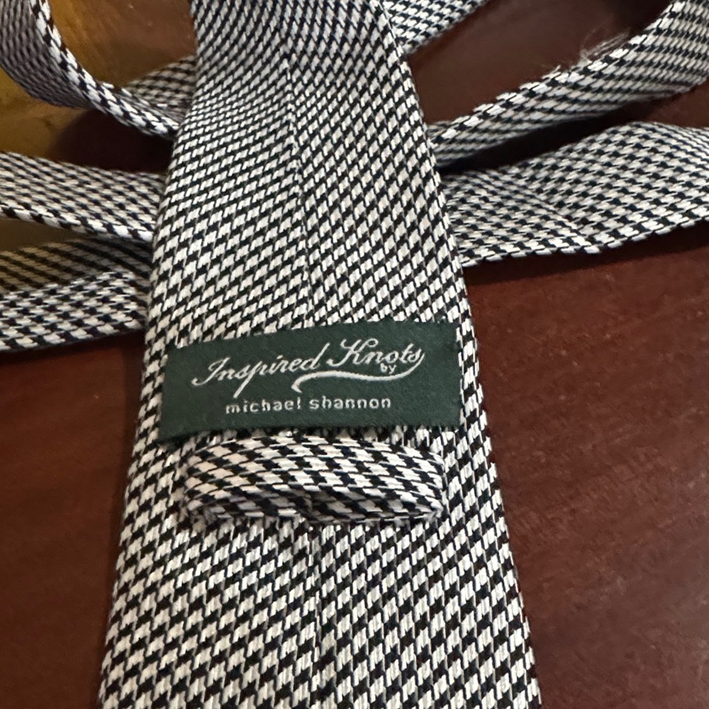 Michael Shannon Inspired Knots hand made 100% silk Classic black Houndstooth Tie